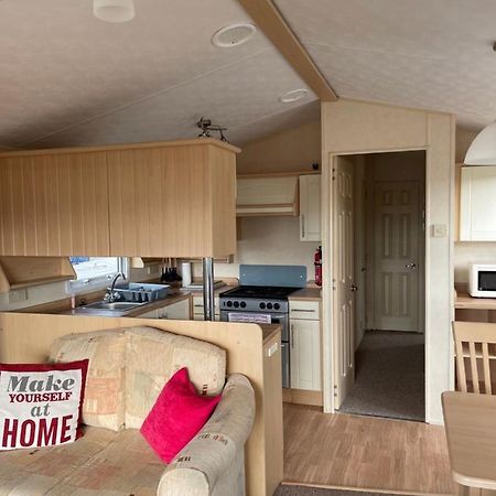 Beautiful 2-Bed Static Caravan 뉴튼스튜어트 외부 사진